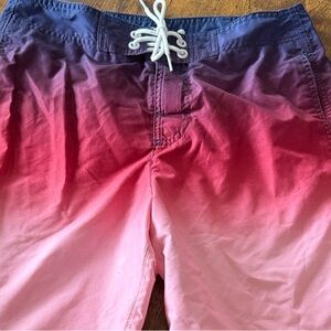 Hollister size 30 Stylish Gradient Board Shorts - Red and Blue